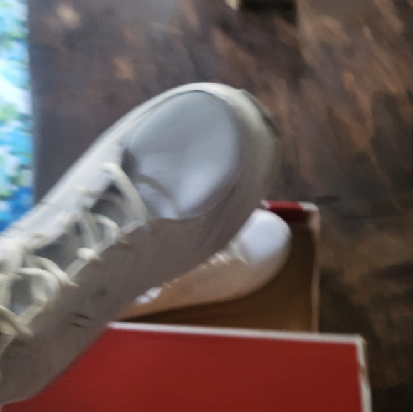 New balance sneakers - Picture 10 of 11
